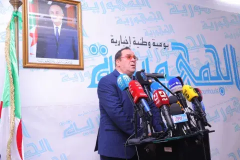 وهران: وزير  الاتصال يشيد بتاريخ جريدة “الجمهورية” إحدى أعرق الصحف الوطنية