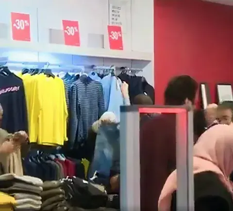 وزارة التجارة تُحدد فترة البيع بالتخفيض و الإجراءات التنظيمية