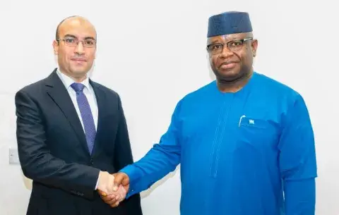 شايب يستقبل من قبل رئيس جمهورية سيراليون